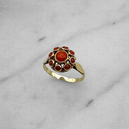 14k yellow gold blood coral ring